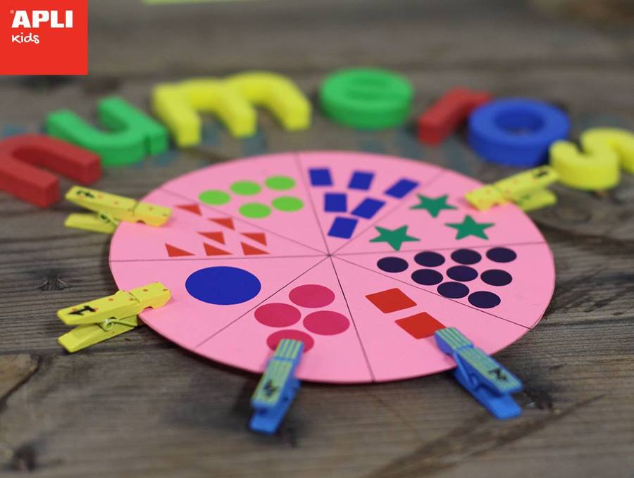 veelkleurige APLI stickers 