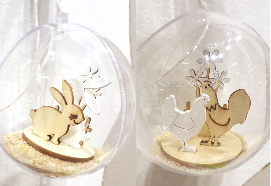 Suspensions de mini figurines en bois